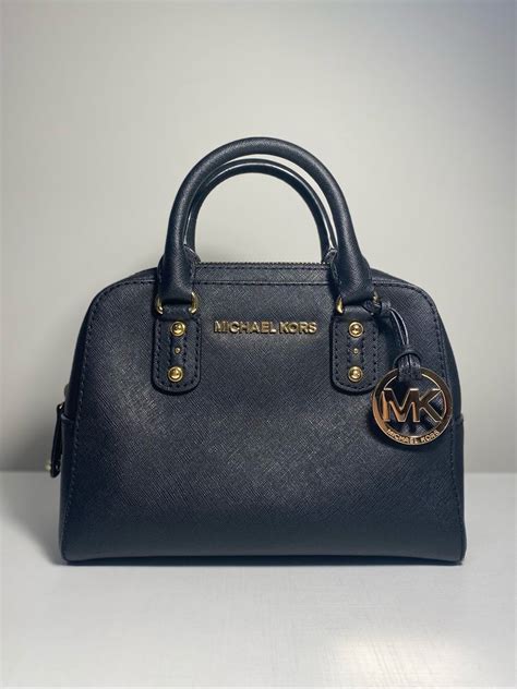 bolsa michael kors preta pequena|farfetch Michael Kors bolsa.